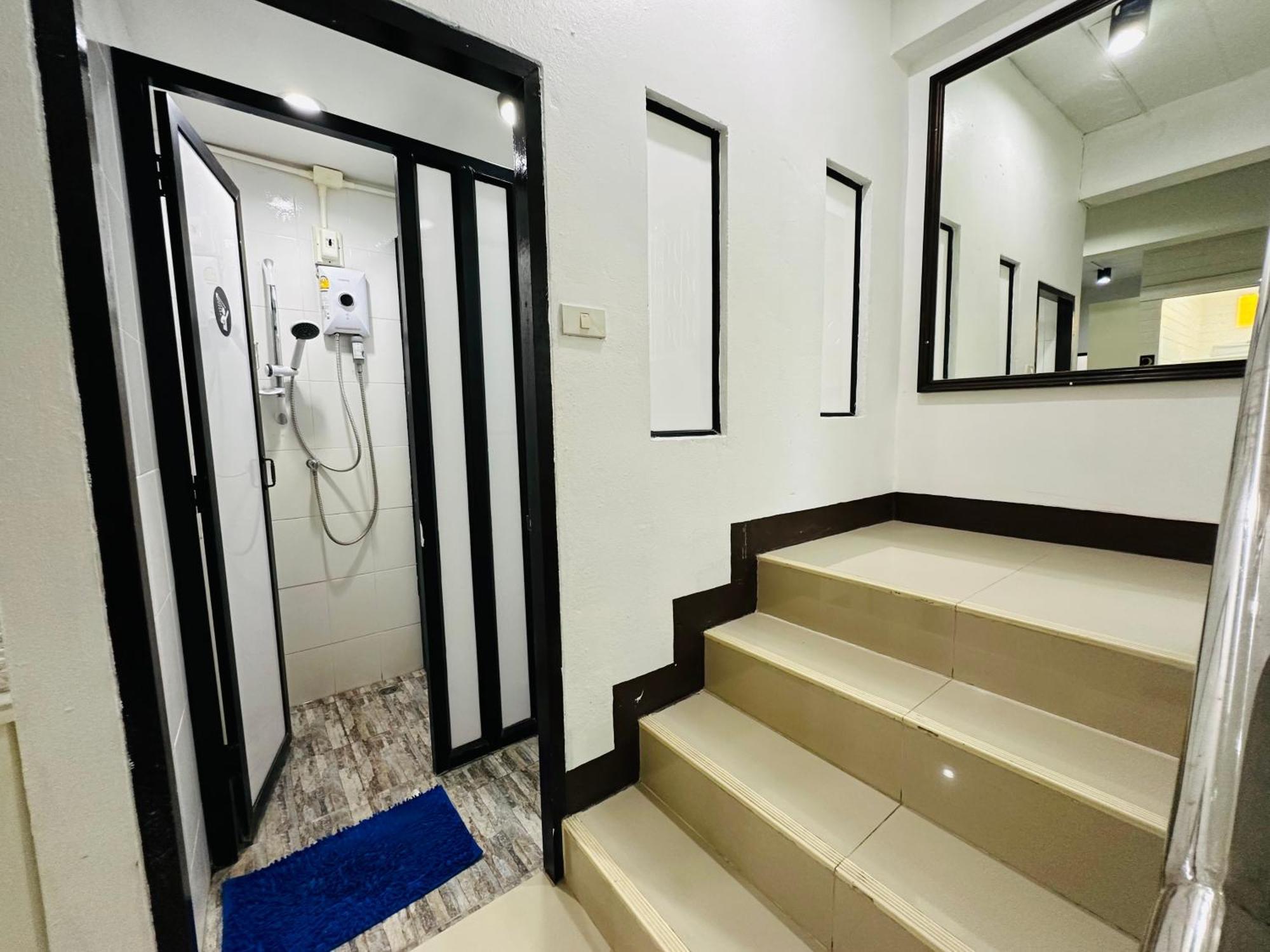 Potae'S House Hostel Чиангмай Екстериор снимка