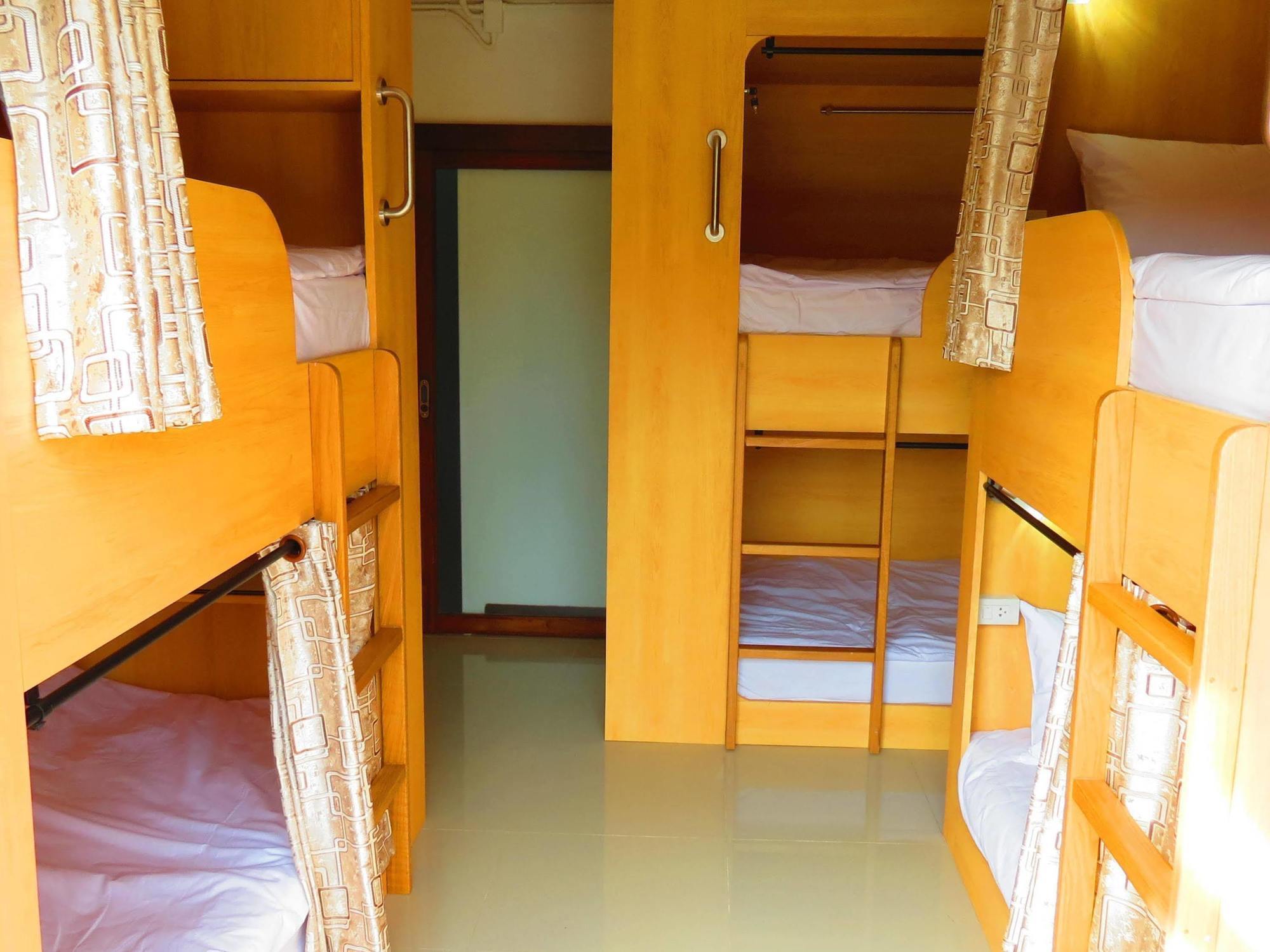 Potae'S House Hostel Чиангмай Екстериор снимка